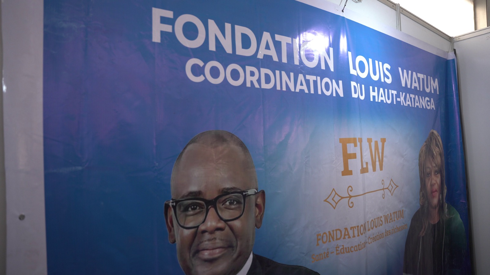 Distribution de fournitures de sante